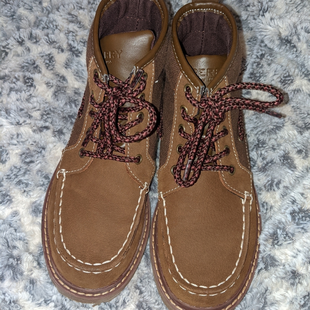 Sperry AO Twisted Lug Boot (Boys Sz 1)